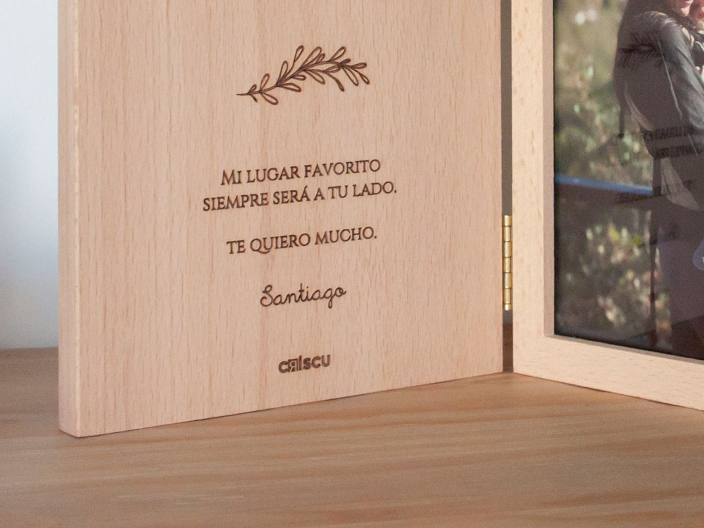 libro-madera-con-foto