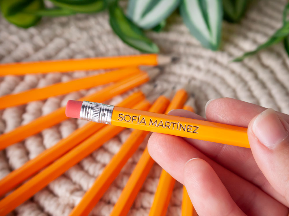 lápiz vintage naranja con goma
